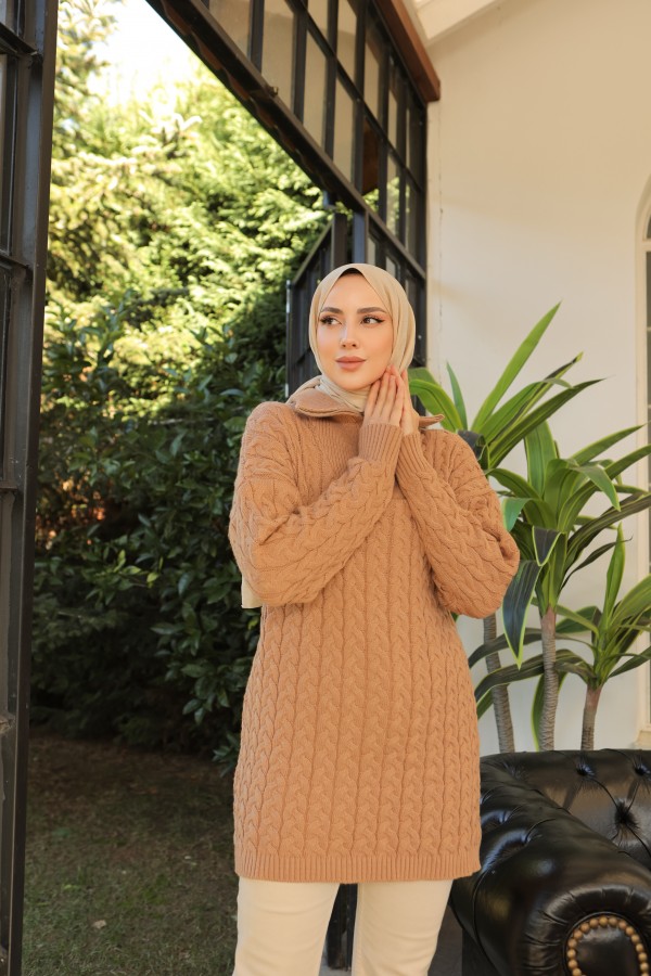 Yaka Fermuarlı Örgü Desenli Triko Kazak Camel 394 Yaka Fermuarlı Örgü Desenli Triko Kazak Camel 394