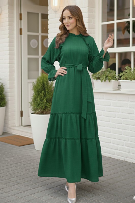  Kuşaklı Fırfır Detaylı Elbise Zümrüt Yeşili 2084