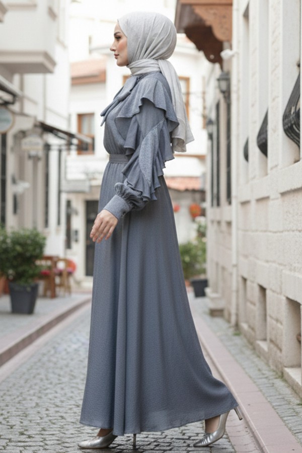 Beli Kuşaklı Fırfır Detaylı Elbise Gri 2092 Beli Kuşaklı Fırfır Detaylı Elbise Gri 2092