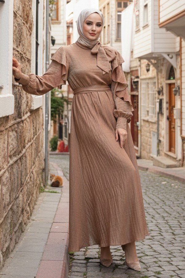 Beli Kuşaklı Fırfır Detaylı Elbise Vizon 2092 Beli Kuşaklı Fırfır Detaylı Elbise Vizon 2092