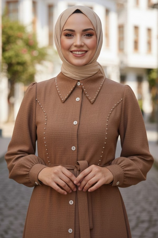 Boncuk Detaylı Elbise Kahverengi 6809 Boncuk Detaylı Elbise Kahverengi 6809