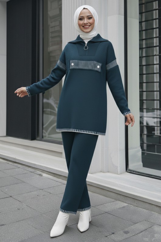 Yakası Fermuarlı Triko Takım S1105 Zümrüt Yeşili Yakası Fermuarlı Triko Takım S1105 Zümrüt Yeşili