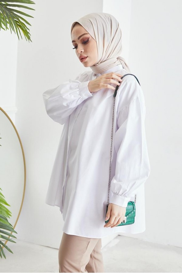 Hakim Yaka Balon Kol Salaş Tesettür Gömlek Beyaz 61378 Hakim Yaka Balon Kol Salaş Tesettür Gömlek Beyaz 61378