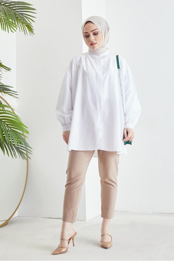 Hakim Yaka Balon Kol Salaş Tesettür Gömlek Beyaz 61378 Hakim Yaka Balon Kol Salaş Tesettür Gömlek Beyaz 61378