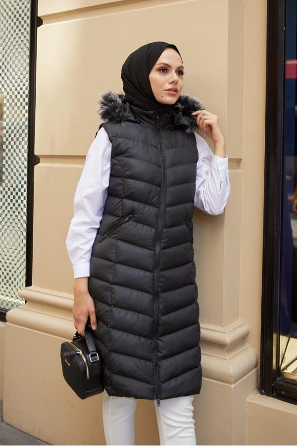 Kapüşonlu Tesettür Şişme Yelek Siyah 1702 Kapüşonlu Tesettür Şişme Yelek Siyah 1702