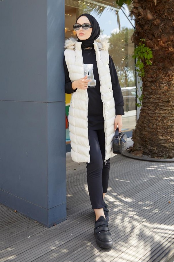 Kapüşonlu Tesettür Şişme Yelek Taş 1702 Kapüşonlu Tesettür Şişme Yelek Taş 1702