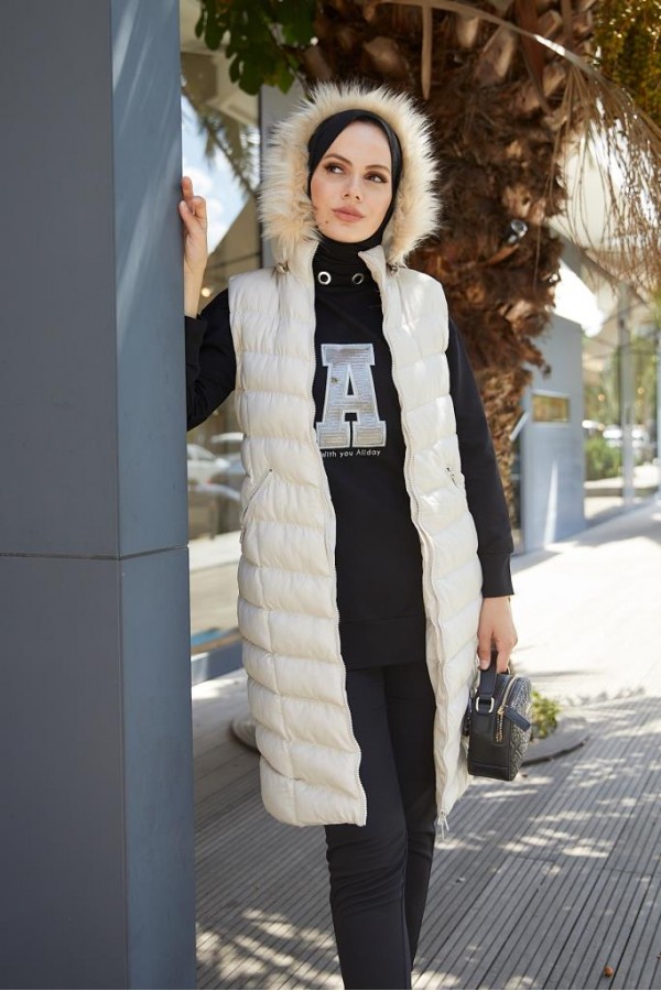 Kapüşonlu Tesettür Şişme Yelek Taş 1702 Kapüşonlu Tesettür Şişme Yelek Taş 1702