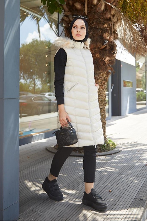 Kapüşonlu Tesettür Şişme Yelek Taş 1702 Kapüşonlu Tesettür Şişme Yelek Taş 1702