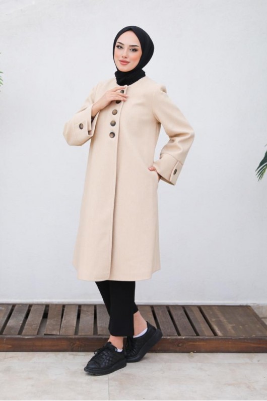 Kolu Yırtmaçlı Düğmeli Kaban Bej 81004 Kolu Yırtmaçlı Düğmeli Kaban Bej 81004