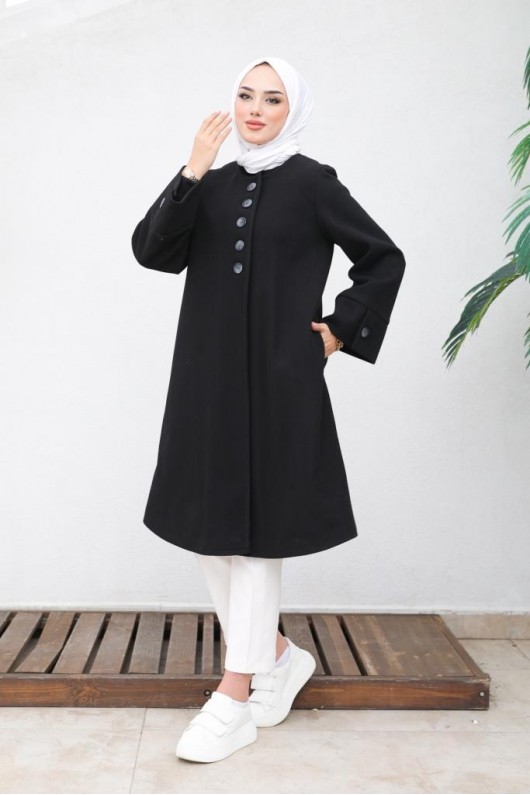 Kolu Yırtmaçlı Düğmeli Kaban Siyah 81004 Kolu Yırtmaçlı Düğmeli Kaban Siyah 81004