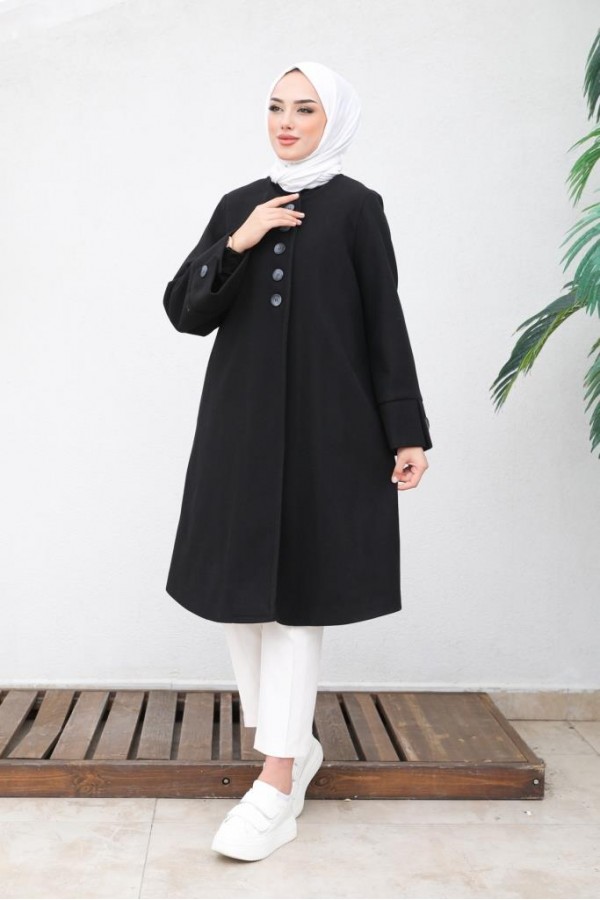 Kolu Yırtmaçlı Düğmeli Kaban Siyah 81004 Kolu Yırtmaçlı Düğmeli Kaban Siyah 81004