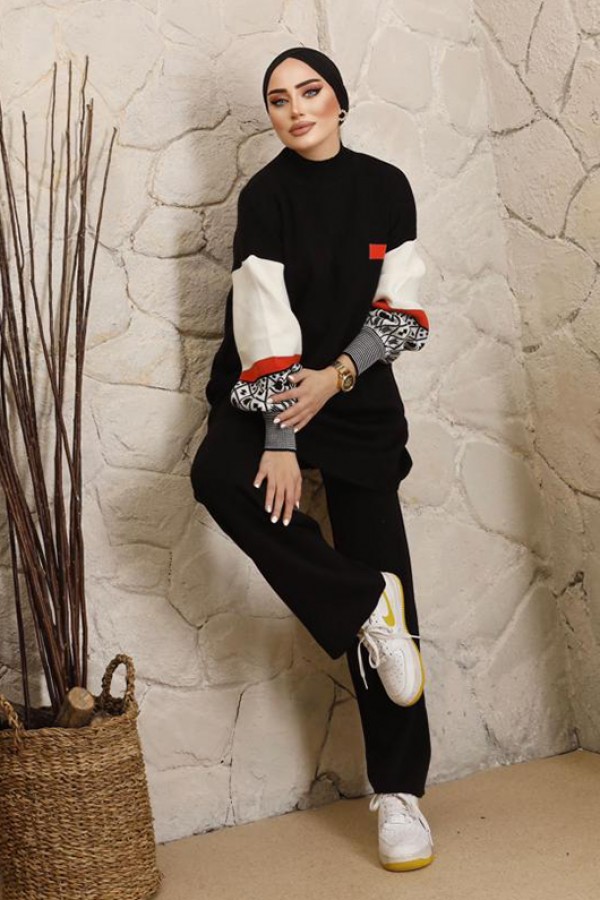  Yarım Balıkçı Yaka Triko Takım Siyah 2999