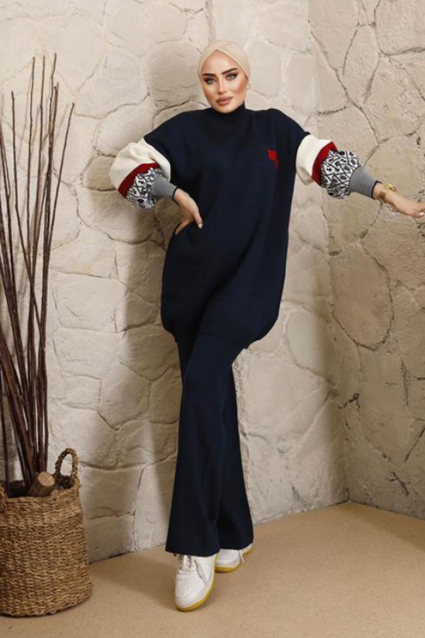  Yarım Balıkçı Yaka Triko Takım Siyah 2999