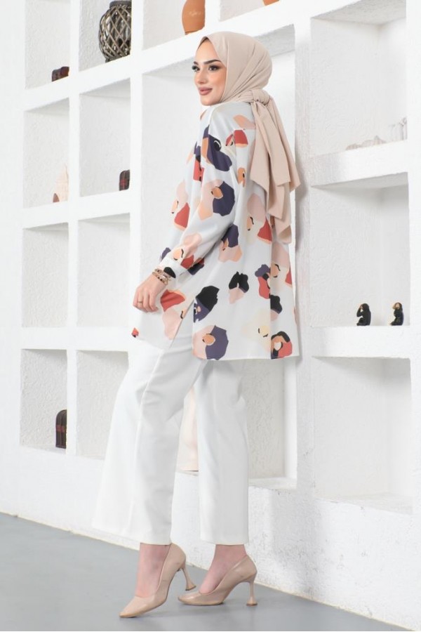 Desenli Tesettür Gömlek Ekru 8888 Desenli Tesettür Gömlek Ekru 8888