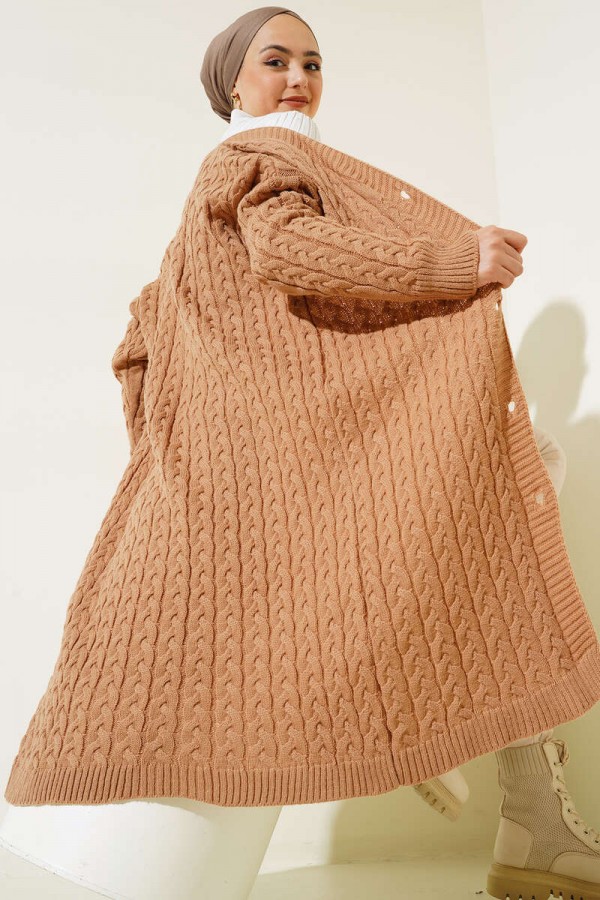 Düğmeli Uzun Triko Hırka Camel 377 Düğmeli Uzun Triko Hırka Camel 377