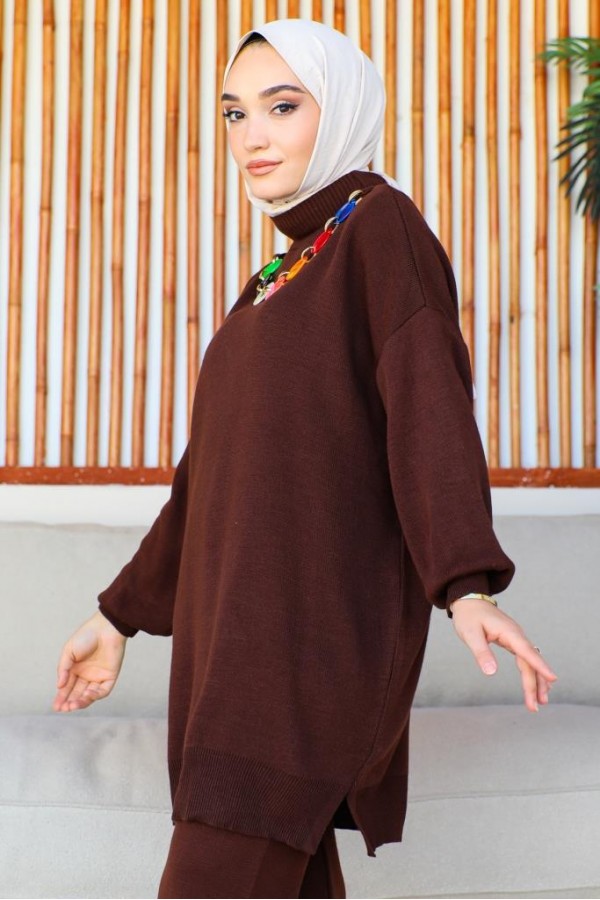  Renkli Kolye Detaylı Triko Takım Kahverengi 11016-86