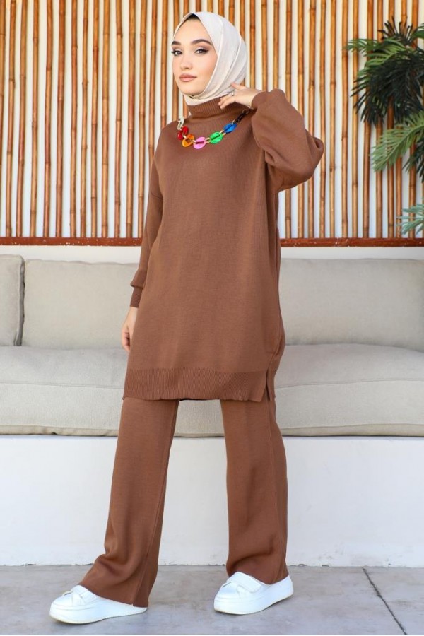  Renkli Kolye Detaylı Triko Takım Taba 11016-86