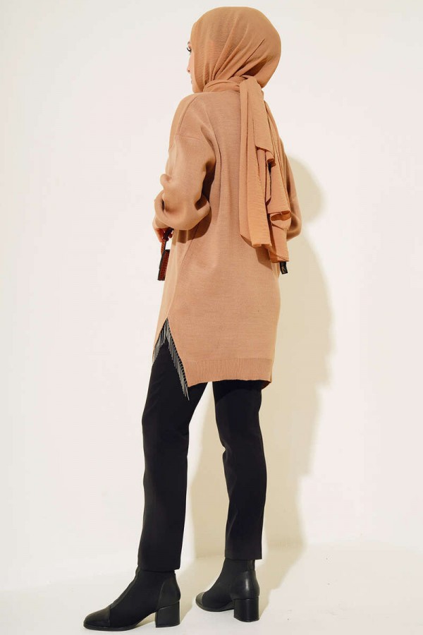  Yırtmacı Zincir Püsküllü Triko Tunik Camel 3009