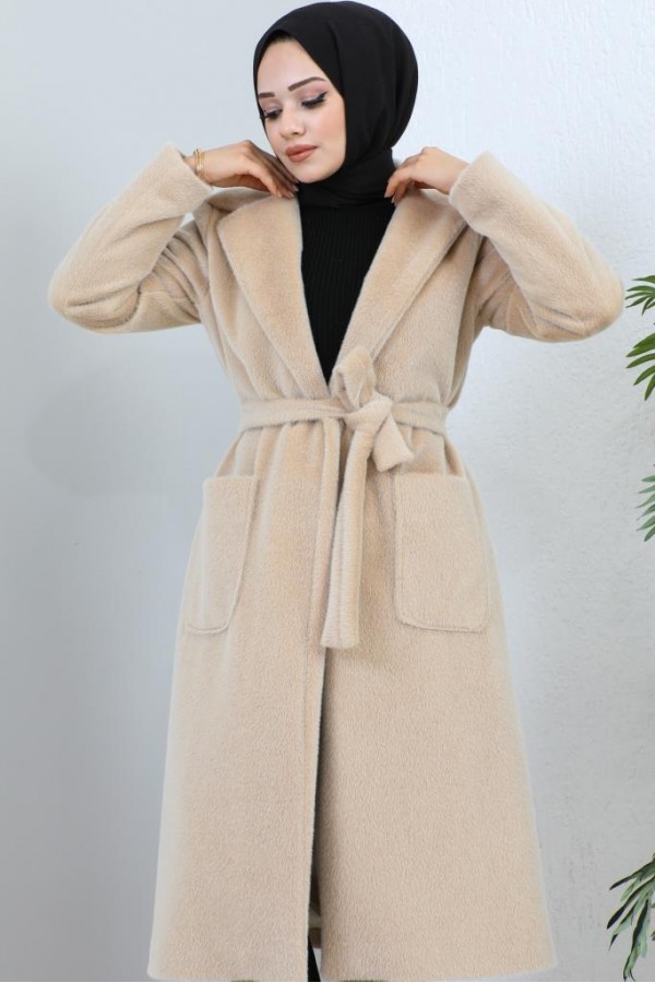 Beli Kuşaklı Kürk Kaban Bej 1069 Beli Kuşaklı Kürk Kaban Bej 1069