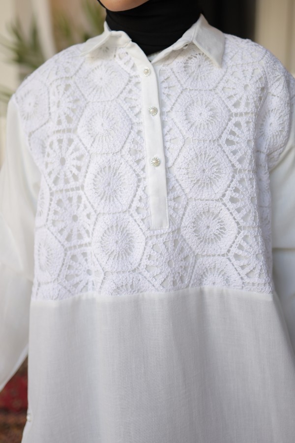 Desenli İnci Düğmeli Gömlek Beyaz 61640 Desenli İnci Düğmeli Gömlek Beyaz 61640