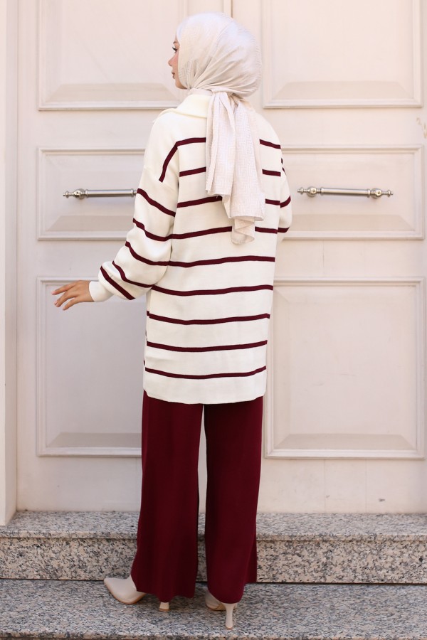 Yakası Fermuarlı Çizgili Triko Takım Bordo 11034-02 Yakası Fermuarlı Çizgili Triko Takım Bordo 11034-02