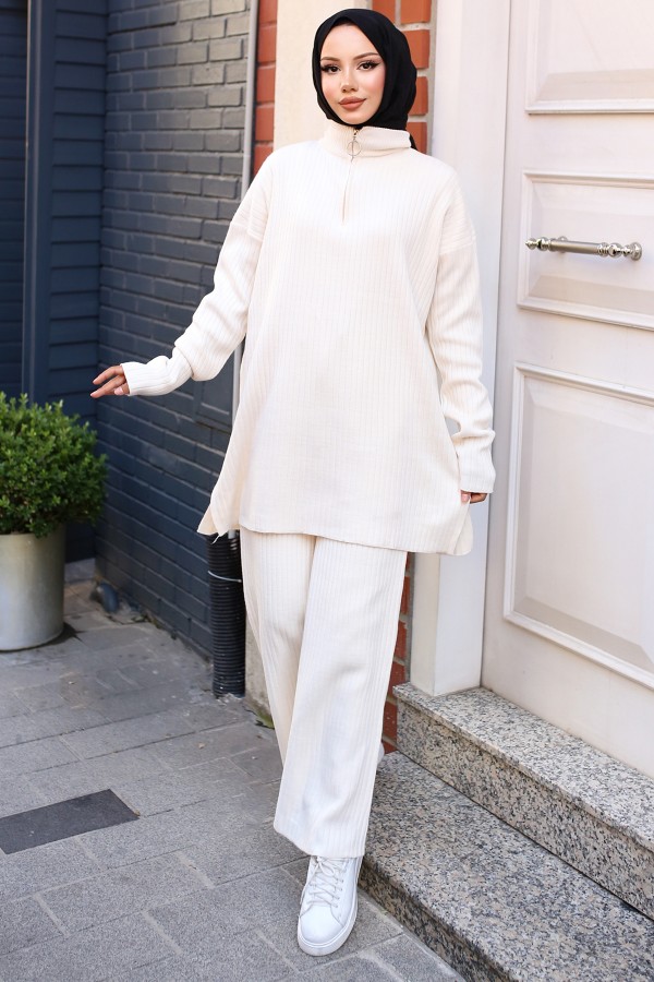Fermuar Detaylı Fitilli Triko Takım Ekru 3062  Fermuar Detaylı Fitilli Triko Takım Ekru 3062