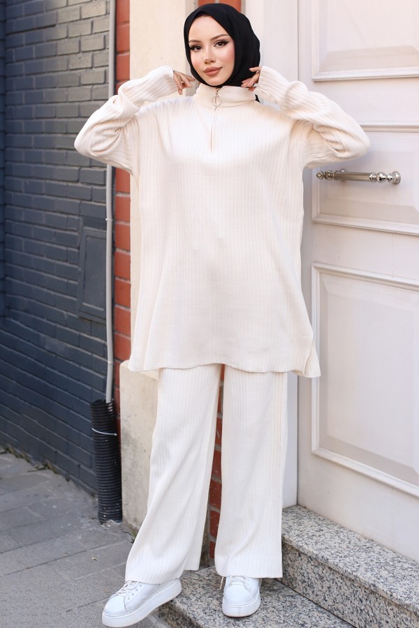 Fermuar Detaylı Fitilli Triko Takım Ekru 3062  Fermuar Detaylı Fitilli Triko Takım Ekru 3062