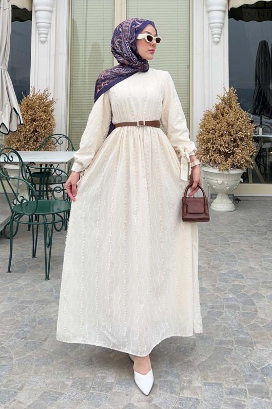 Güpür Detaylı Tesettür Elbise Krem 1008-1 Güpür Detaylı Tesettür Elbise Krem 1008-1