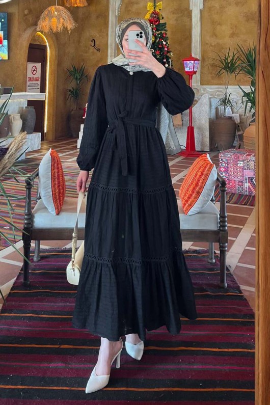 Kabartma Desenli Tesettür Elbise Siyah 1002-1