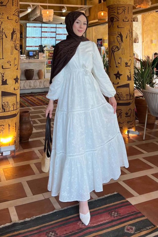 Kabartma Desenli Tesettür Elbise Beyaz 1002-1