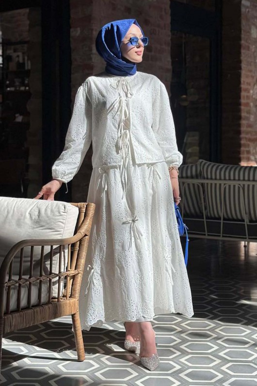 Bağlamalı Brode Taş Detaylı Etekli Takım Beyaz 3014