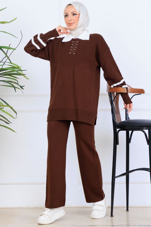 Taş İşlemeli Triko Takım S1009 Kahverengi Taş İşlemeli Triko Takım S1009 Kahverengi