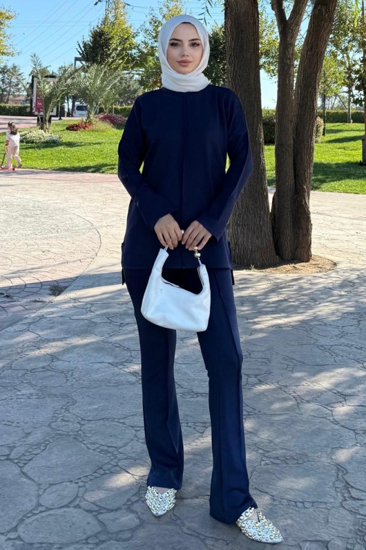 Dikiş Detaylı İkili Takım Z5689 Lacivert Dikiş Detaylı İkili Takım Z5689 Lacivert
